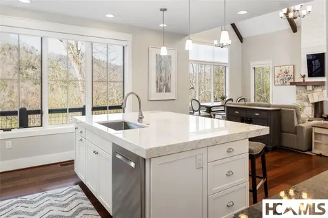 86 Indigo Bunting Court Tuckasegee NC 28783