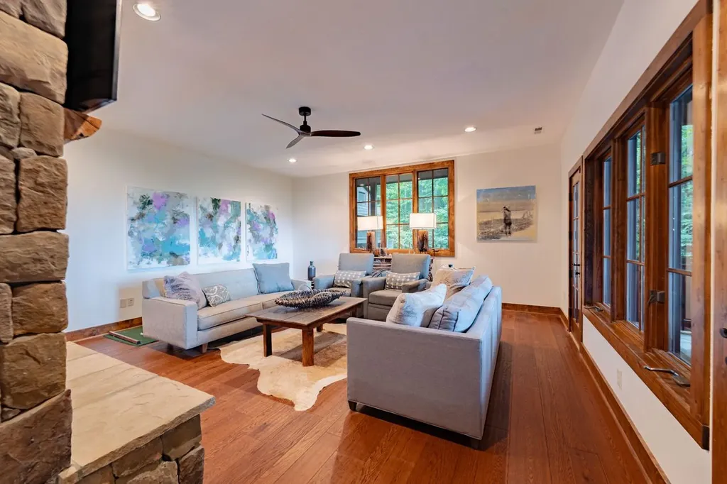 59 Ridges Loop Cullowhee NC 28723
