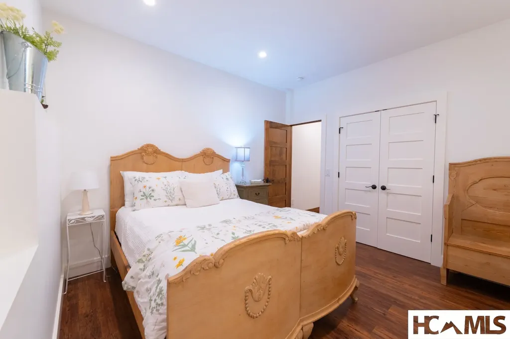 59 Ridges Loop Cullowhee NC 28723