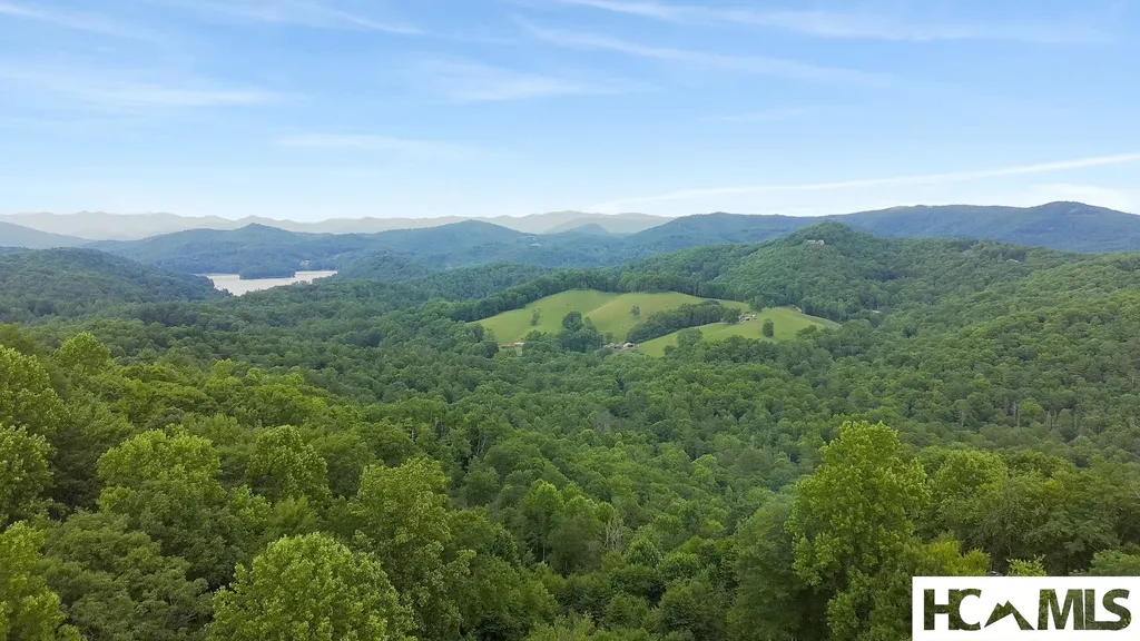 59 Ridges Loop Cullowhee NC 28723