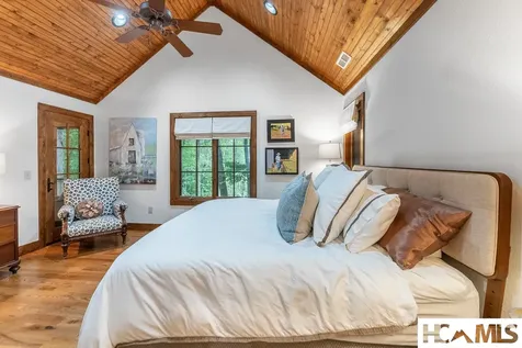59 Ridges Loop Cullowhee NC 28723