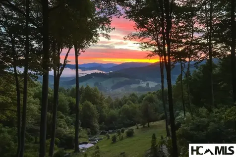 59 Ridges Loop Cullowhee NC 28723