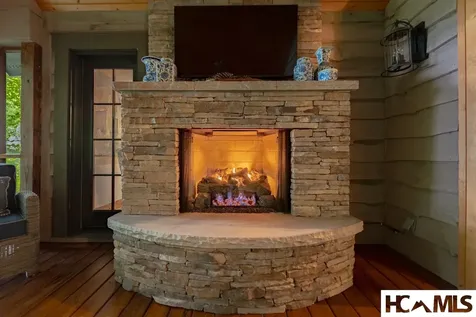 59 Ridges Loop Cullowhee NC 28723