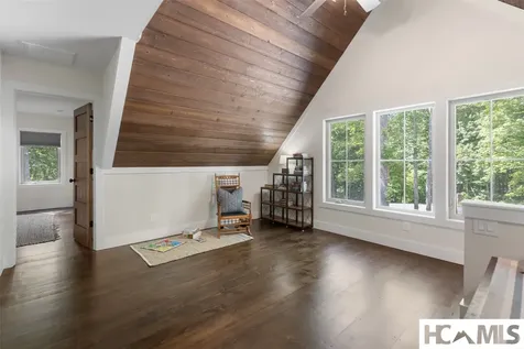 1582 New Settlers Way Glenville NC 28736
