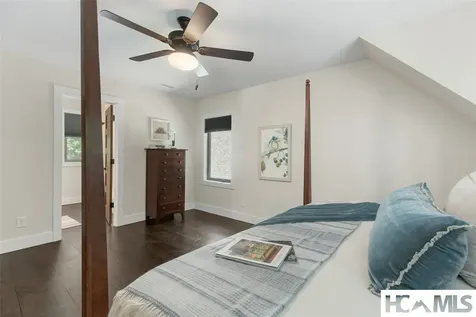 1582 New Settlers Way Glenville NC 28736
