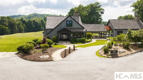 1582 New Settlers Way Glenville NC 28736