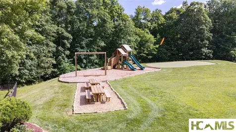 1582 New Settlers Way Glenville NC 28736
