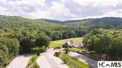 1582 New Settlers Way Glenville NC 28736