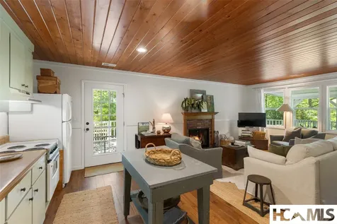 92 Hicks Road Highlands NC 28741