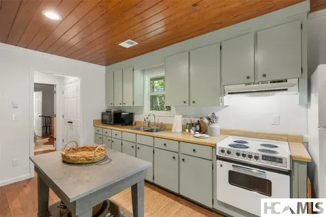 92 Hicks Road Highlands NC 28741