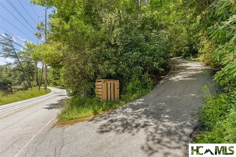 92 Hicks Road Highlands NC 28741