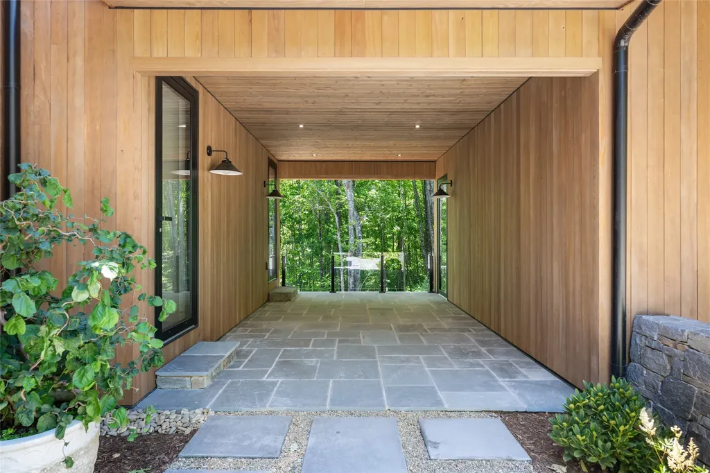 140 Panther Summit Drive Lake Toxaway NC 28747