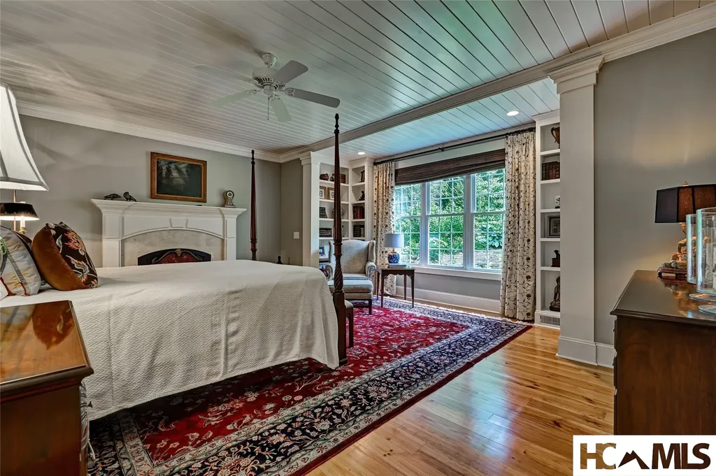 540 Chestnut Street Highlands NC 28741
