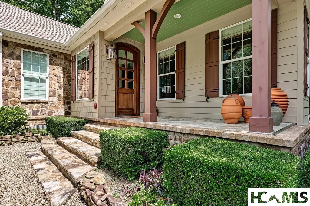 540 Chestnut Street Highlands NC 28741
