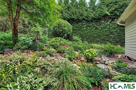 540 Chestnut Street Highlands NC 28741