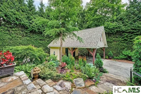 540 Chestnut Street Highlands NC 28741