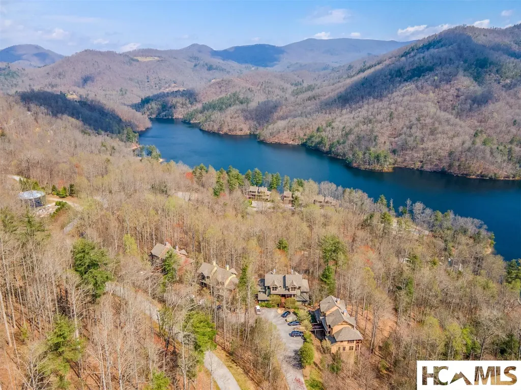 110 Saddle Notch Lane Tuckasegee NC 28783