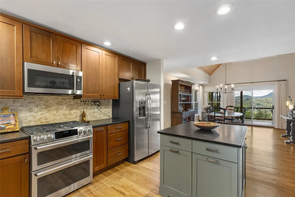 41 Birch Creek Trail Cashiers NC 28717