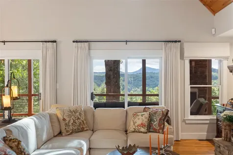 41 Birch Creek Trail Cashiers NC 28717