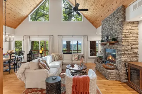 41 Birch Creek Trail Cashiers NC 28717