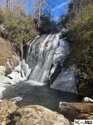Cashiers NC 28717