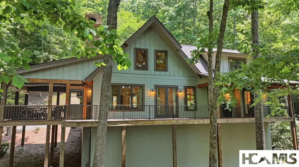 185 Songcatcher Court Tuckasegee NC 28783