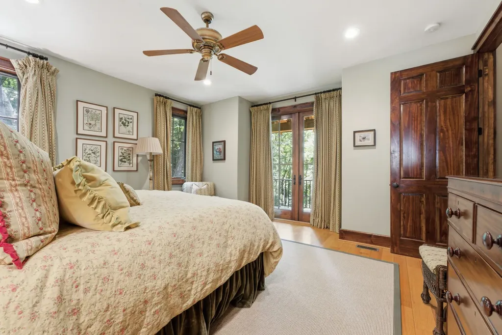 185 Songcatcher Court Tuckasegee NC 28783