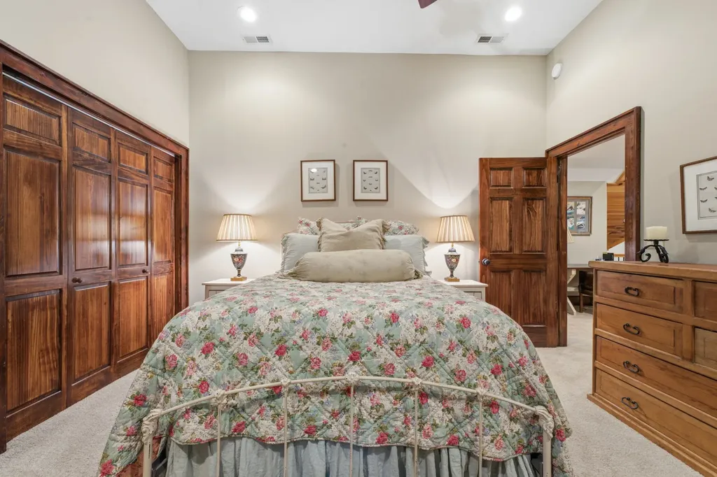 185 Songcatcher Court Tuckasegee NC 28783