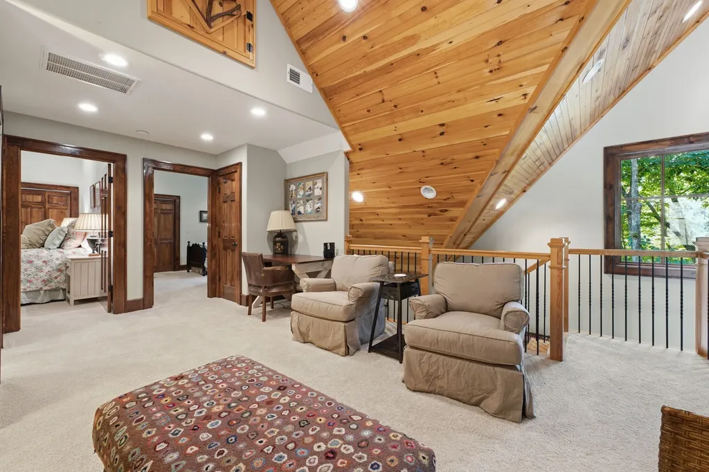 185 Songcatcher Court Tuckasegee NC 28783