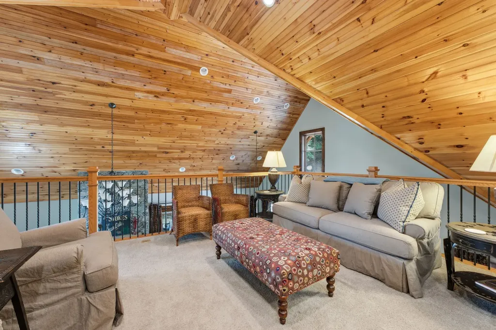 185 Songcatcher Court Tuckasegee NC 28783