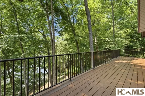 185 Songcatcher Court Tuckasegee NC 28783