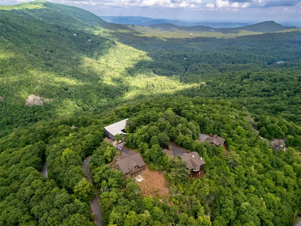 87 Tiger Paw Lane Sapphire NC 28774