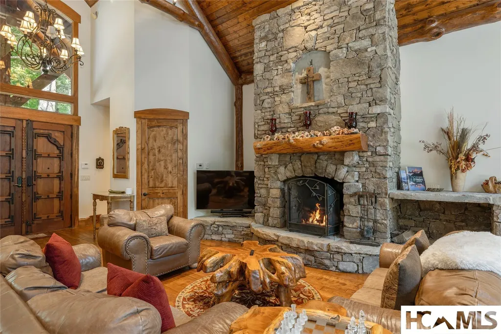 94 Josh's Trail Cashiers NC 28717