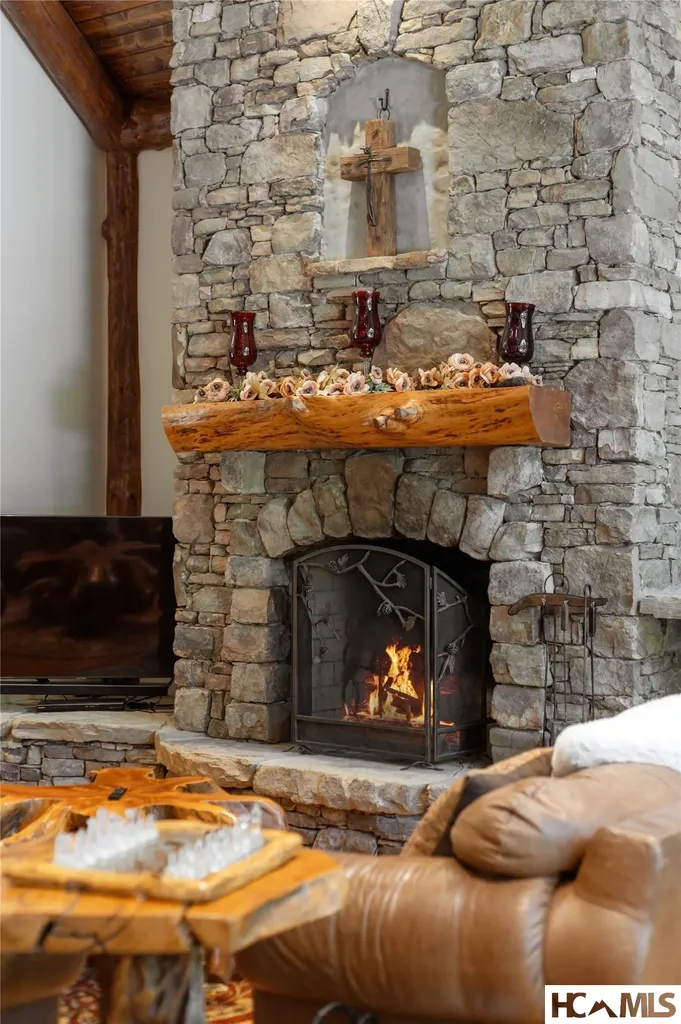 94 Josh's Trail Cashiers NC 28717
