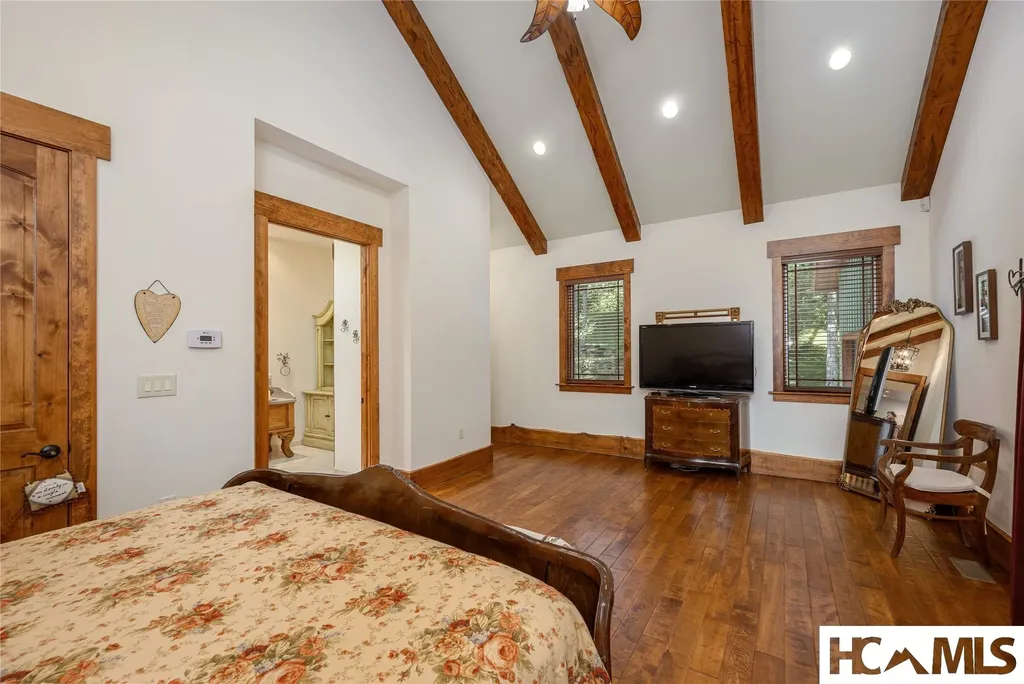 94 Josh's Trail Cashiers NC 28717