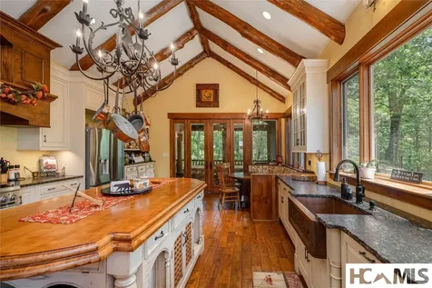 94 Josh's Trail Cashiers NC 28717