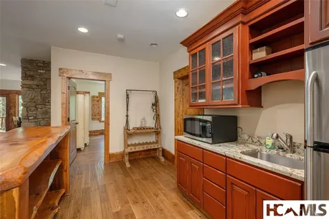 94 Josh's Trail Cashiers NC 28717