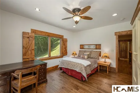 94 Josh's Trail Cashiers NC 28717