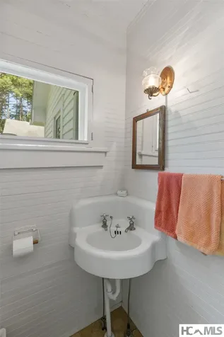 760 N 5th Street Highlands NC 28741
