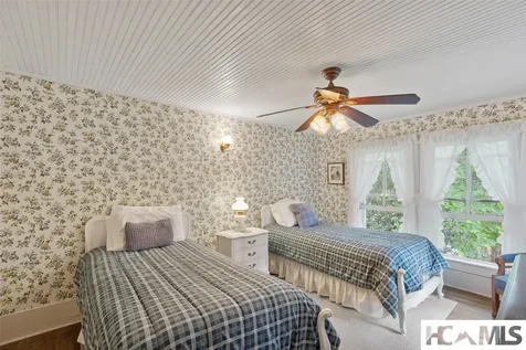 760 N 5th Street Highlands NC 28741