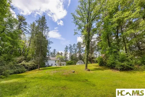 760 N 5th Street Highlands NC 28741