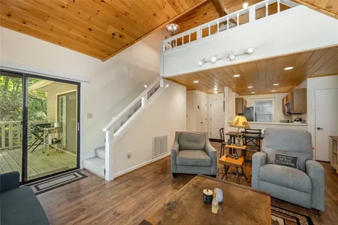 43 Kiwi Lane Sapphire NC 28774