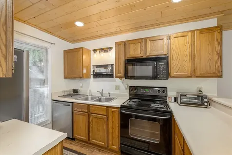 43 Kiwi Lane Sapphire NC 28774