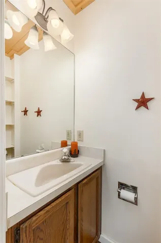43 Kiwi Lane Sapphire NC 28774