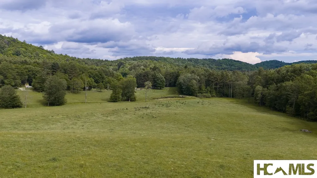 45 Keyhole Lane Cullowhee NC 28723