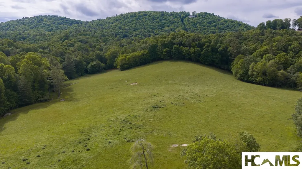 45 Keyhole Lane Cullowhee NC 28723