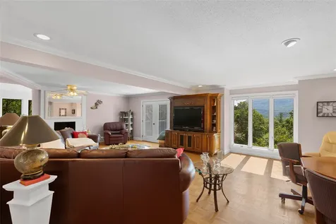 800 Blue Ridge Road Lake Toxaway NC 28747