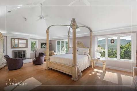 800 Blue Ridge Road Lake Toxaway NC 28747