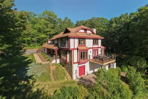 800 Blue Ridge Road Lake Toxaway NC 28747