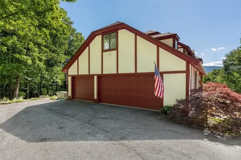 800 Blue Ridge Road Lake Toxaway NC 28747